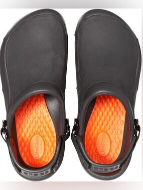 🆒Crocs men’s Black Clogs with Orange Footbed